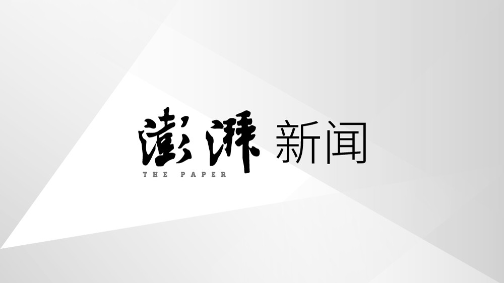 清晨收音机里的新变化：新闻和报纸摘要在线收听成新风尚