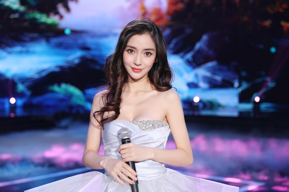 澎湃新闻网官网成主流媒体新风向标